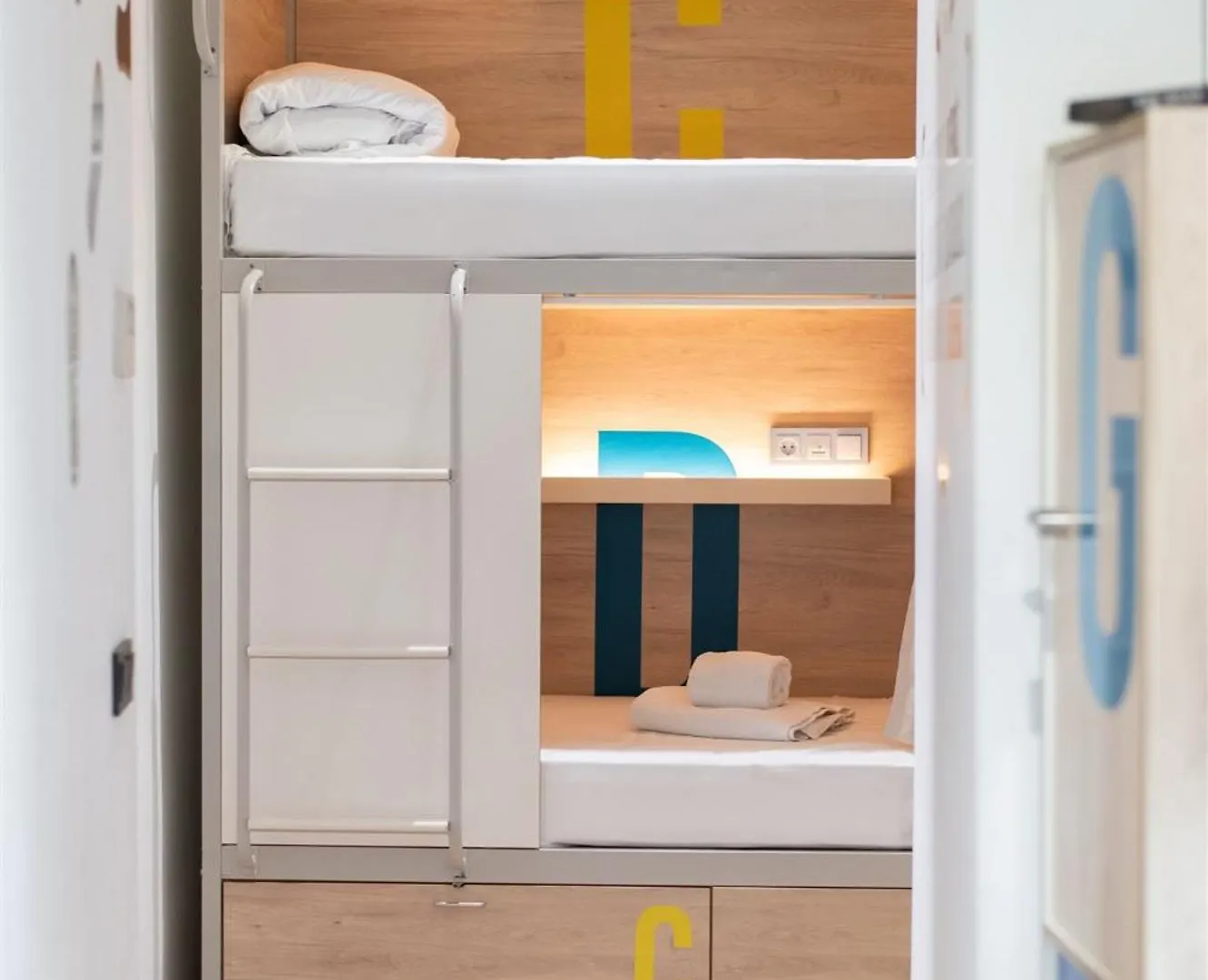 U-Sense For You Hostel Sevilla İspanya